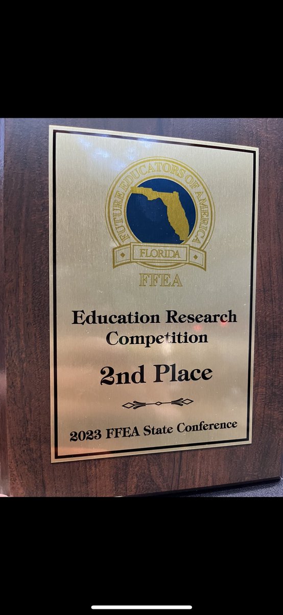 RoyalMeek1's tweet photo. So proud of @RRHSNTA 💜💜💜 https://t.co/tKwFIPefH9
