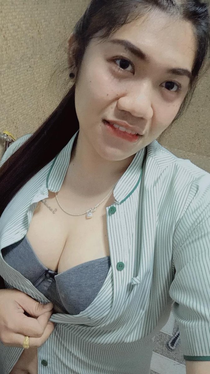 Saowalu364's tweet photo. อวบๆแบบหนู ไม่น่ารักหรอคะ😝😝 https://t.co/gqDHcLtfrR