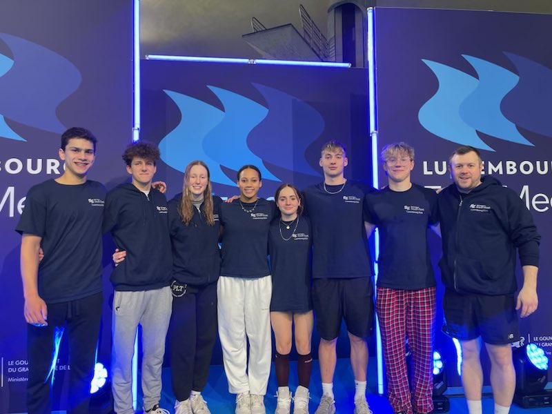 Mary Ebbage tweet media