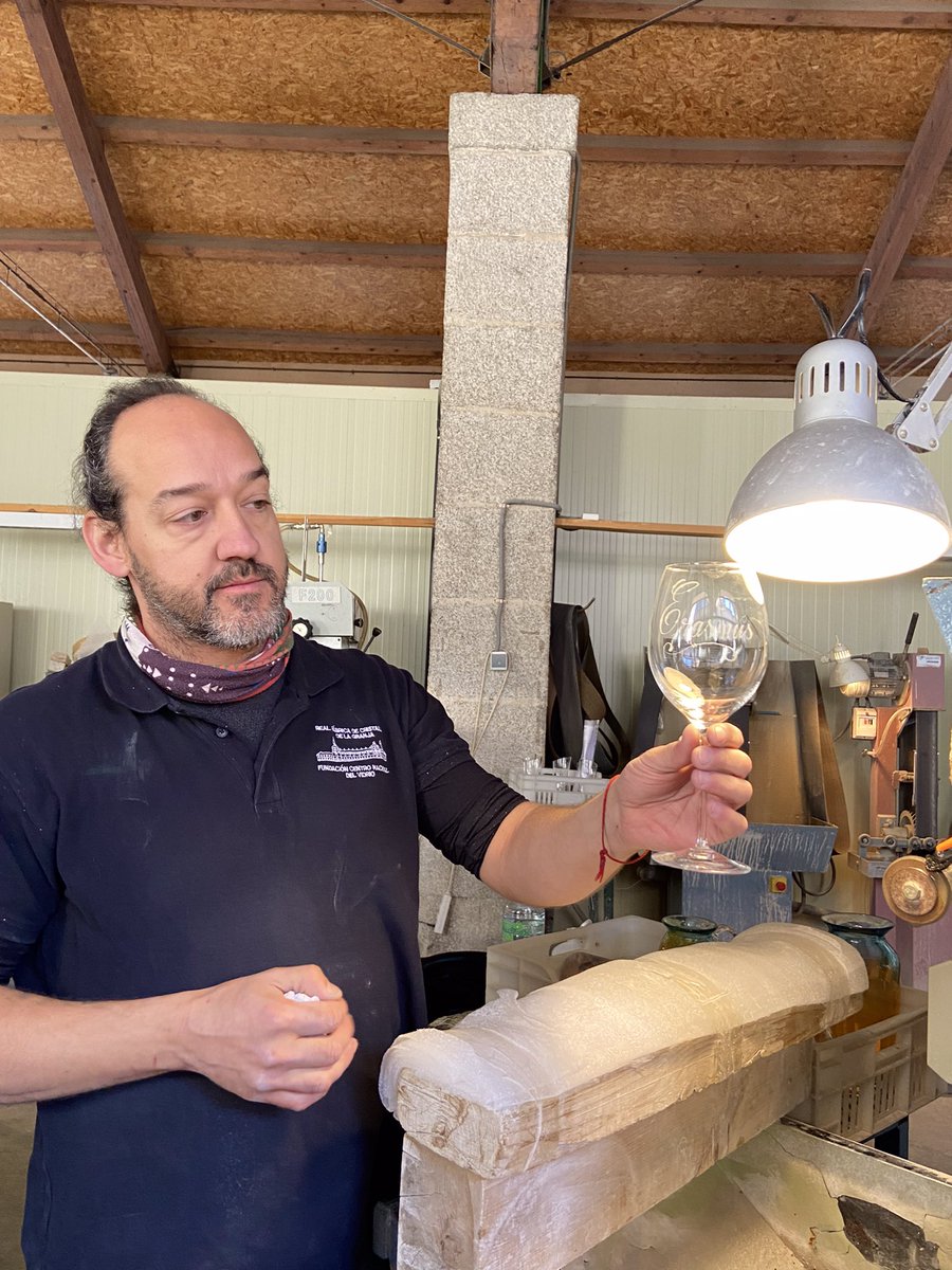 Erasmus_pinar's tweet photo. Today the families of the Polish students, we have organized an excursion and we have spent the day in Segovia, and we have visited the famous glass museum.
#ErasmusPlus @educacyl @sepiegob @IesPinarOficial https://t.co/nHt9geaVLC