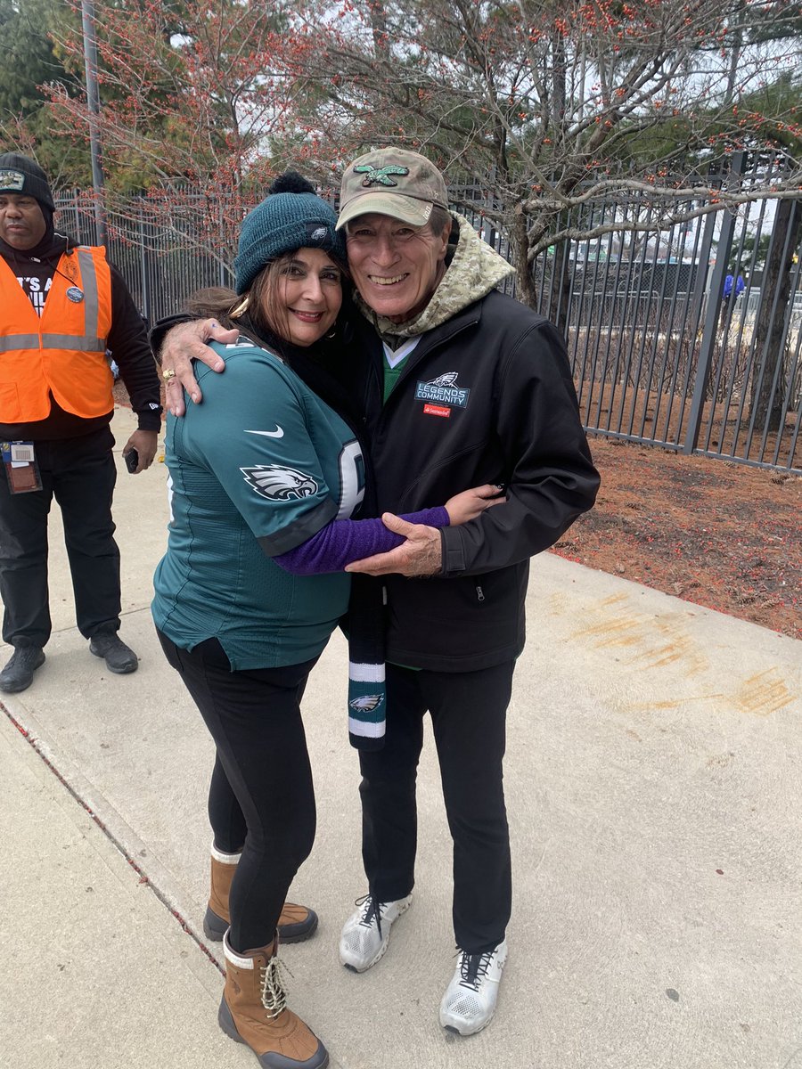 OMG!! I got to meet David Akers, Eric Allen and Vince Papale today! I am taking it as a good omen. Let’s Go Birds!! 🦅💚🦅❤️🦅