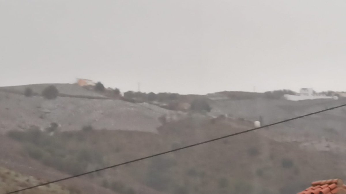 joselaim's tweet photo. Granizada en el Borge #granizo #Axarquia #Malaga https://t.co/XKBKhRTzev