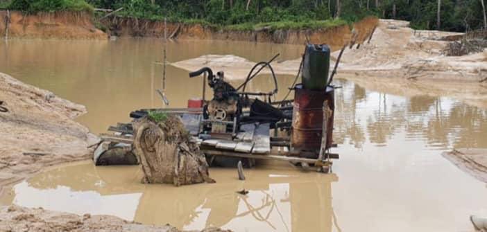 🇻🇪 El territorio del Parque Nacional Canaima está protegido por el Estado. No se permite ningún tipo de actividad de explotación minera o forestal por ser reservorio  natural. #FANB desmantelará y destruirá cualquier estructura que incumpla el ordenamiento jurídico y territorial.