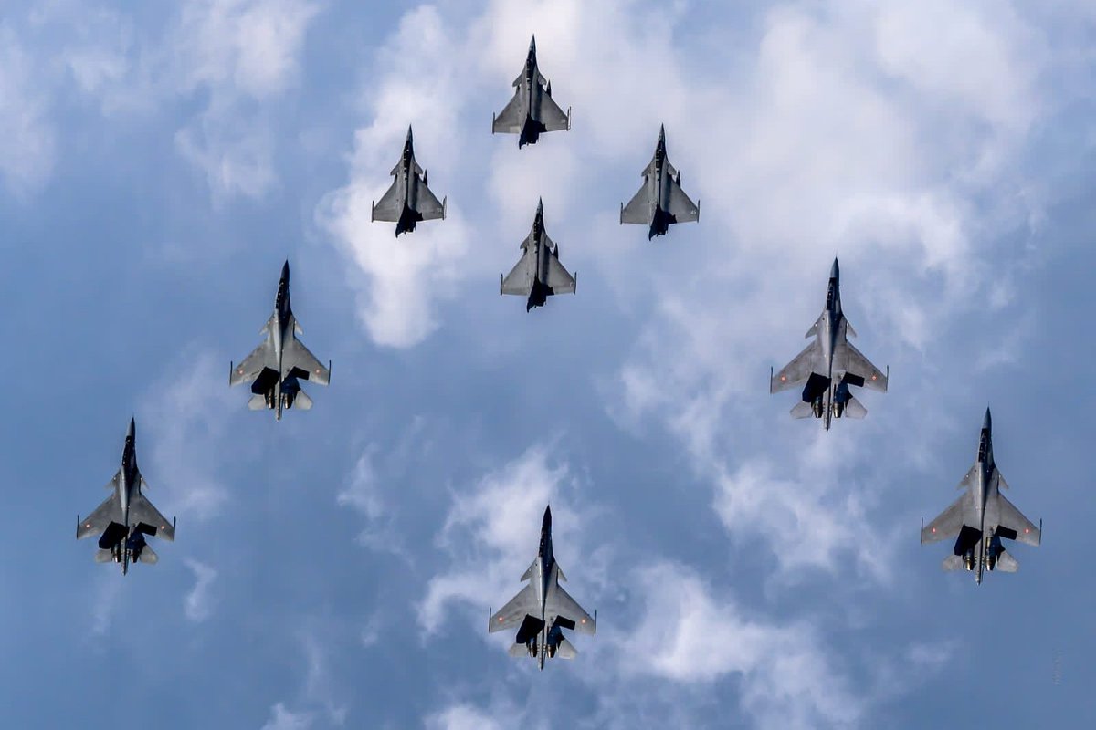 HocusPocusPizza tweet media