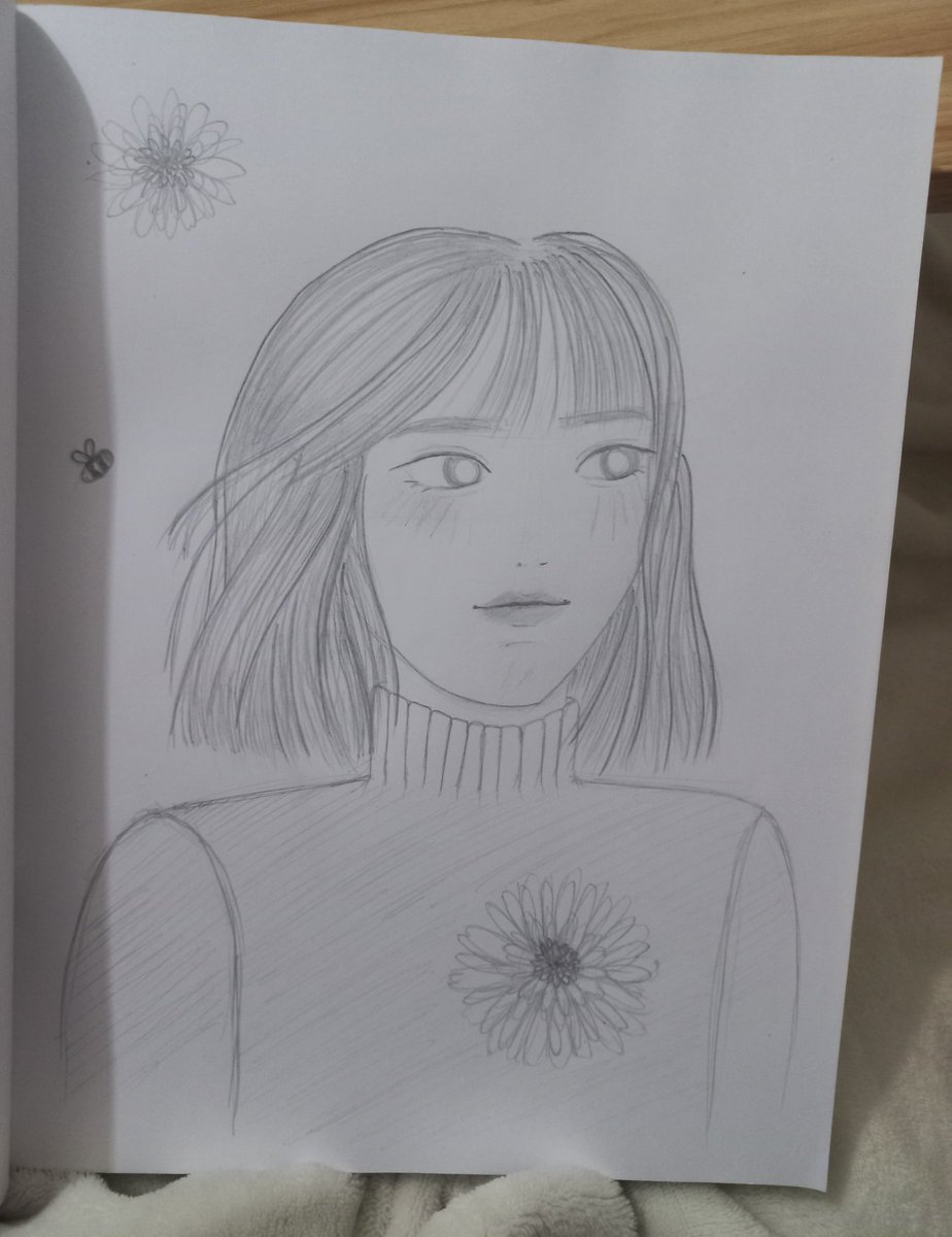 real4LINE's tweet photo. Hace 2 días cumpli mis 22! hice un dibujo de mi en mi nuevo cuaderno para dibujar, fue un regalo que me dieron♡
222. 1.27  -🐱 https://t.co/niuBDqfTTQ