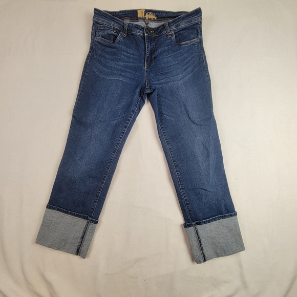 So good I had to share! Check out all the items I'm loving on <a href="/Poshmarkapp/">Poshmark</a> #poshmark #fashion #style #shopmycloset #ellamoss #nike #kutfromthekloth: posh.mk/UA1NoNyrZwb