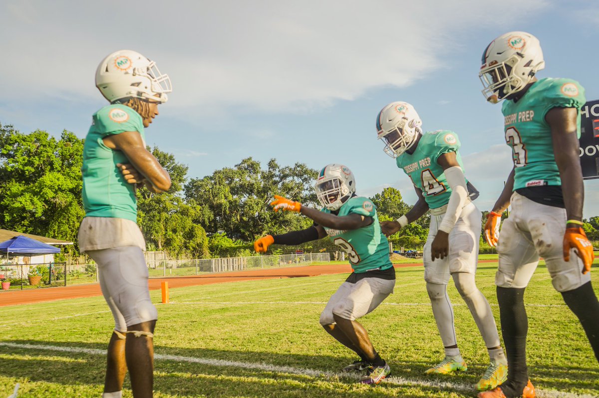 Coach Cross_KD tweet media