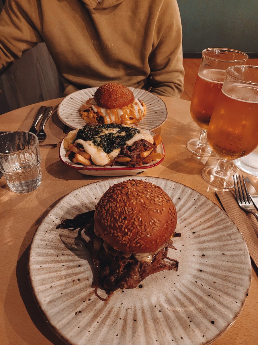 Lovely weekend in Brecon <a href="/HillsBrecon/">HILLS Brecon</a> was delish! Best burger I've ever eaten. 'Ands down!