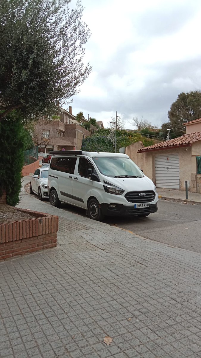 Robada aquesta tarda a l'aparcament de la canal de les Bruixes, a Sant Llorenç del Munt. Ajudeu-nos a fer-ne difusió. Si la veieu, envieu-nos missatge.
Matrícula:2956 PKM
Model: Ford transit custom
<a href="/inalluna/">inalluna</a> <a href="/Ivanet77/">Ivänisevich</a> <a href="/salvadorserratc/">salvadorserrat</a> <a href="/IncertaGloria/">IncertaGlòria</a>