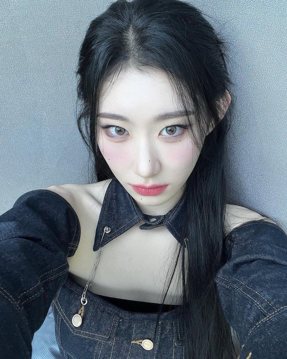 chaeryeong’s so fine