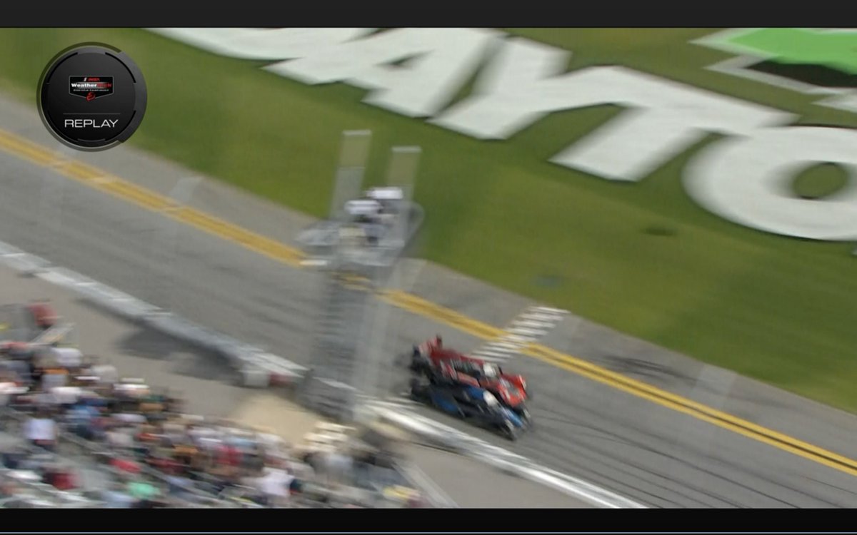 _DMS16's tweet photo. Foto finish en LMP2 en una carrera de 24h. 0.016 entre los dos

Locura absoluta https://t.co/K2a4ivgQJt