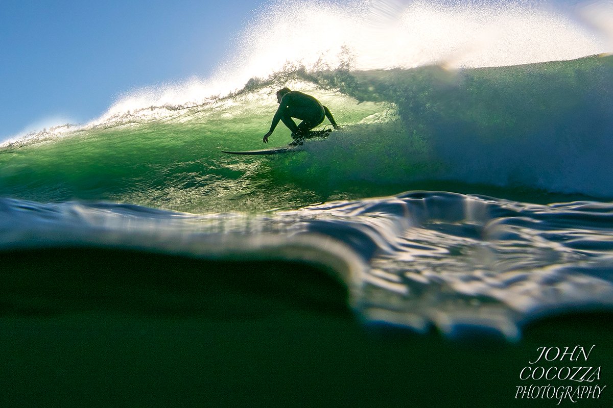 johncocozza's tweet image. The unexpected over/under as this surfer was passing in front of me and setting up for the barrel in offshore Santa Ana winds and afternoon backlighting.
.
#waterphotos #aquatech #sandiego #surfingphotos #barrels #emptywaves #waves #barrelphotos #canon7dmarkii