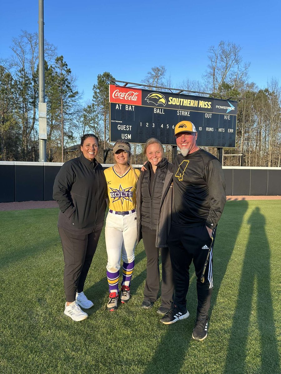 awesome camp at my future home!!! had an amazing time learning and meeting some of my future team mates!!💛<a href="/SouthernMissSB/">Southern Miss Softball</a> <a href="/NataliePooleUSM/">Natalie Poole</a> <a href="/BigRockHawk/">Aaron Longenecker</a> <a href="/IzzyWerdann/">Izzy Werdann</a> <a href="/AL_Bolts2023/">Alabama Thunderbolts 2023 - Sherman</a>