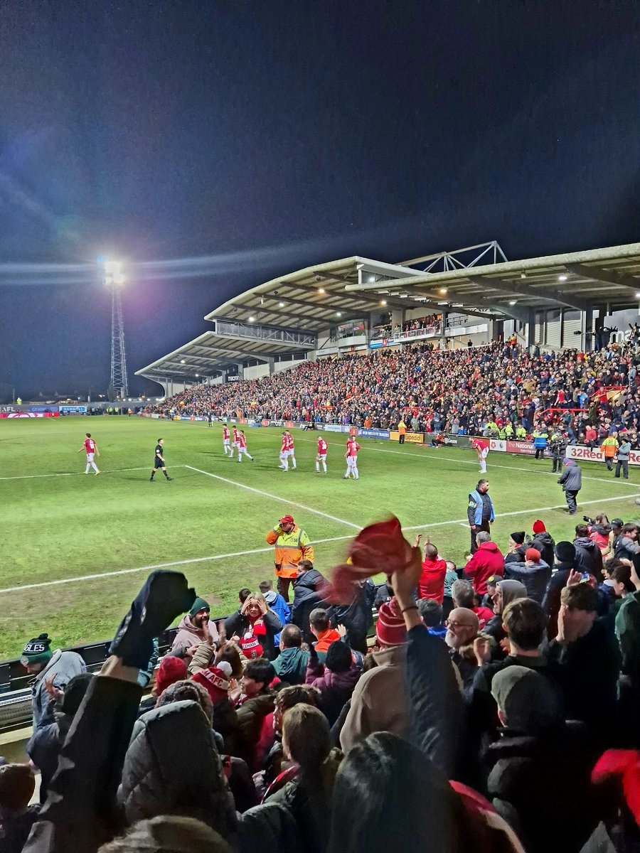 GazL23's tweet photo. What a match. A proper cup tie. Football eh, bloody hell. #WxmAFC #FACup https://t.co/Vka0AEdunY