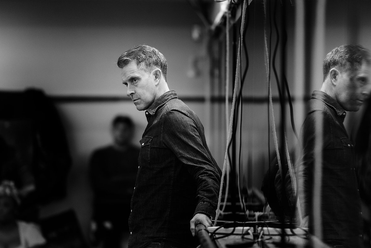 Very grateful to #MelanieGowie for this recent rehearsal shot for <a href="/PhantomOpera/">The Phantom Of The Opera</a>

#phantomoftheopera #phantom #rehearsal #rehearsalphotos #earlcarpenter #mask #andrewlloydwebber #westend #westendmusical