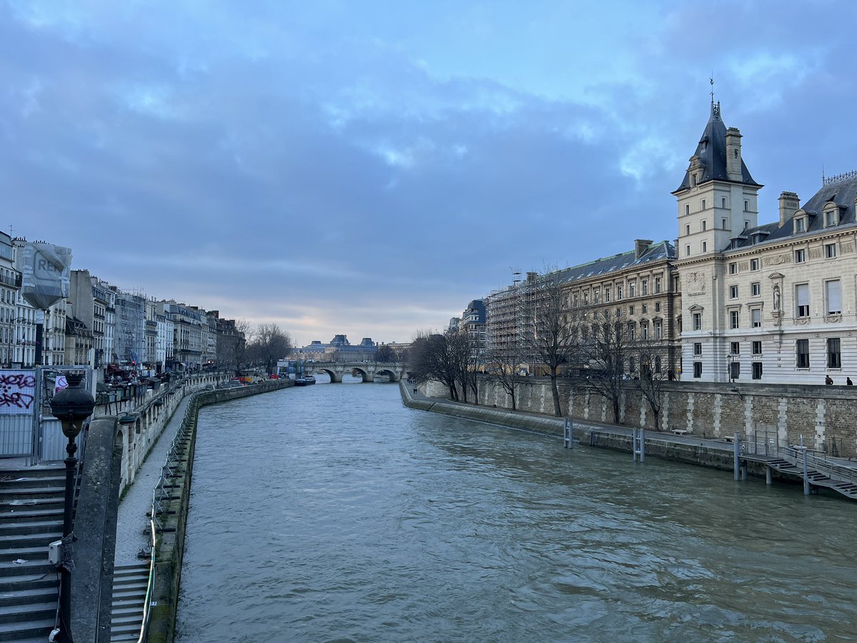 ocici's tweet photo. 2023年の出張は週末のパリからスタート

#フランス https://t.co/uxSQBQgu0O