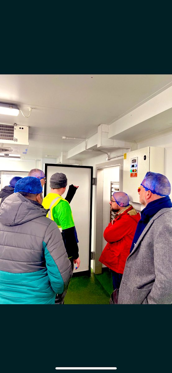 KateRodger16's tweet image. Reflecting on last week - listening, learning &amp;amp; great conversations 🙌🏻 

✔️ Store visits with our fantastic new Risk Lead @UShriyantha &amp;amp; @BrianMcNeil10 👏🏻

✔️ @felixprojectuk visit - 31m meals in 2022 😦

✨ @GrahamWatt16 &amp;amp; @stejohcon rocking hairnets 🕺🏻😎

Ready for Feb 🚀🙌🏻🗓️