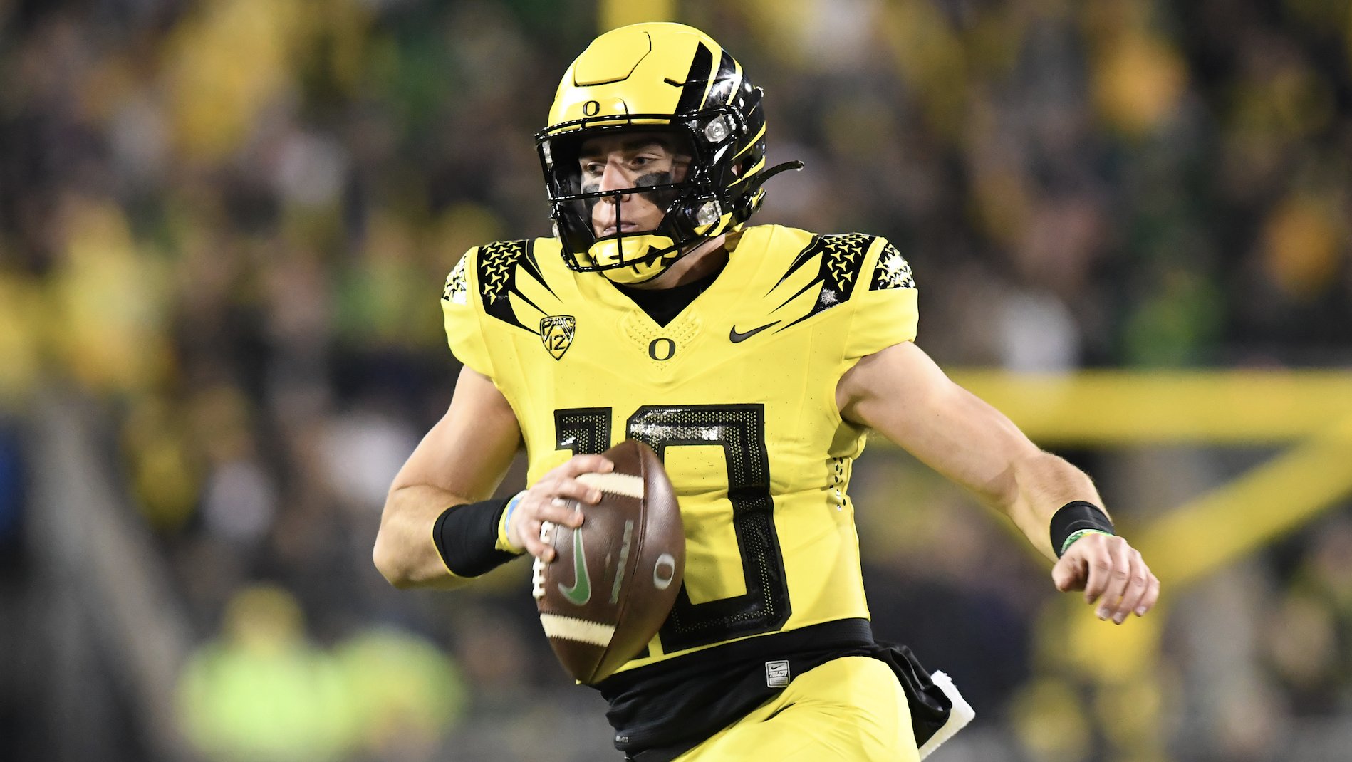 247Sports on X: College football's 30 best uniforms ahead of 2023 season,  ranked:   / X