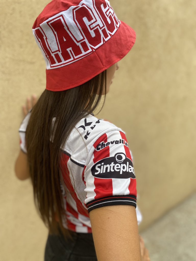 Los domingos a la cancha de la cabeeeeeza ❤️🤍