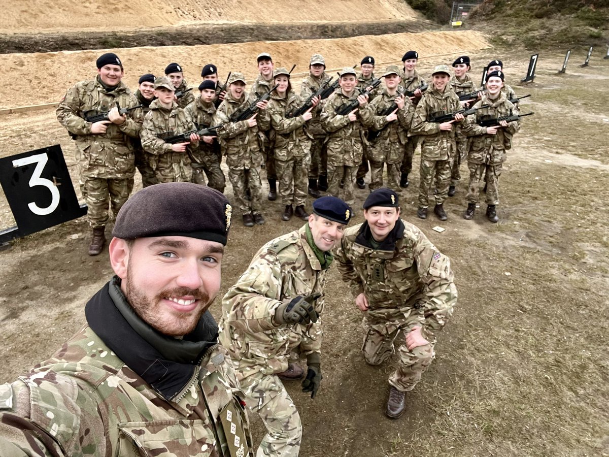 NQuick4056's tweet image. Fantastic day on the Ranges with @RoyalRussellCCF. Loads of shooting qualifications gained by the recruits and improved groupings by the SNCO’s. Thanks to Major Hewitt from @StJohnsCCF for assisting on the range. Roll on the next one! @ArmyCadetsUK @CCFcadets @CTCFrimleyPark