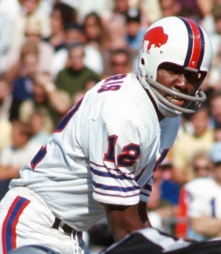 Bittajade's tweet photo. @FB_Helmet_Guy Dennis Shaw and James Harris https://t.co/FkqWc58LTJ