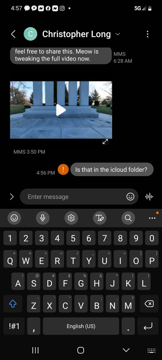 FrostioSenpai's tweet photo. 5g with a decent signal and @TMobile can't seem to send a text. Really about to drop them lol. I've tried 7 times https://t.co/gEDPPd01lP