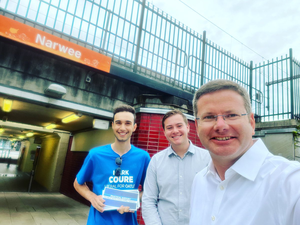 markcourelive's tweet image. 😊 response at Narwee 🚊 Station today, locals are excited with the work at St George Hospital 🏥, upgrades to Schools 🏫 and local roads 🚗 #deliveringlocally