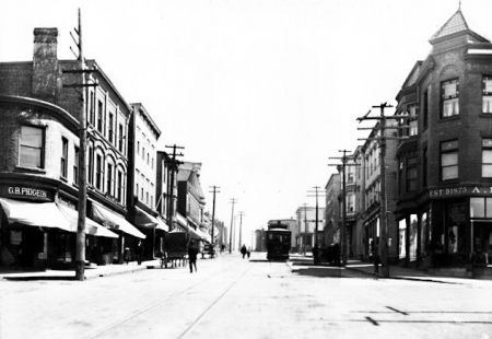 uptownini's tweet photo. ""...we have to keep planning how we are going to grow this city. And the next logical step, for me, is Main Street.""
HT @morganlanigan 
#BringBackMainStreet
https://t.co/P1kBFZQUIN https://t.co/mBoRmz5fqY