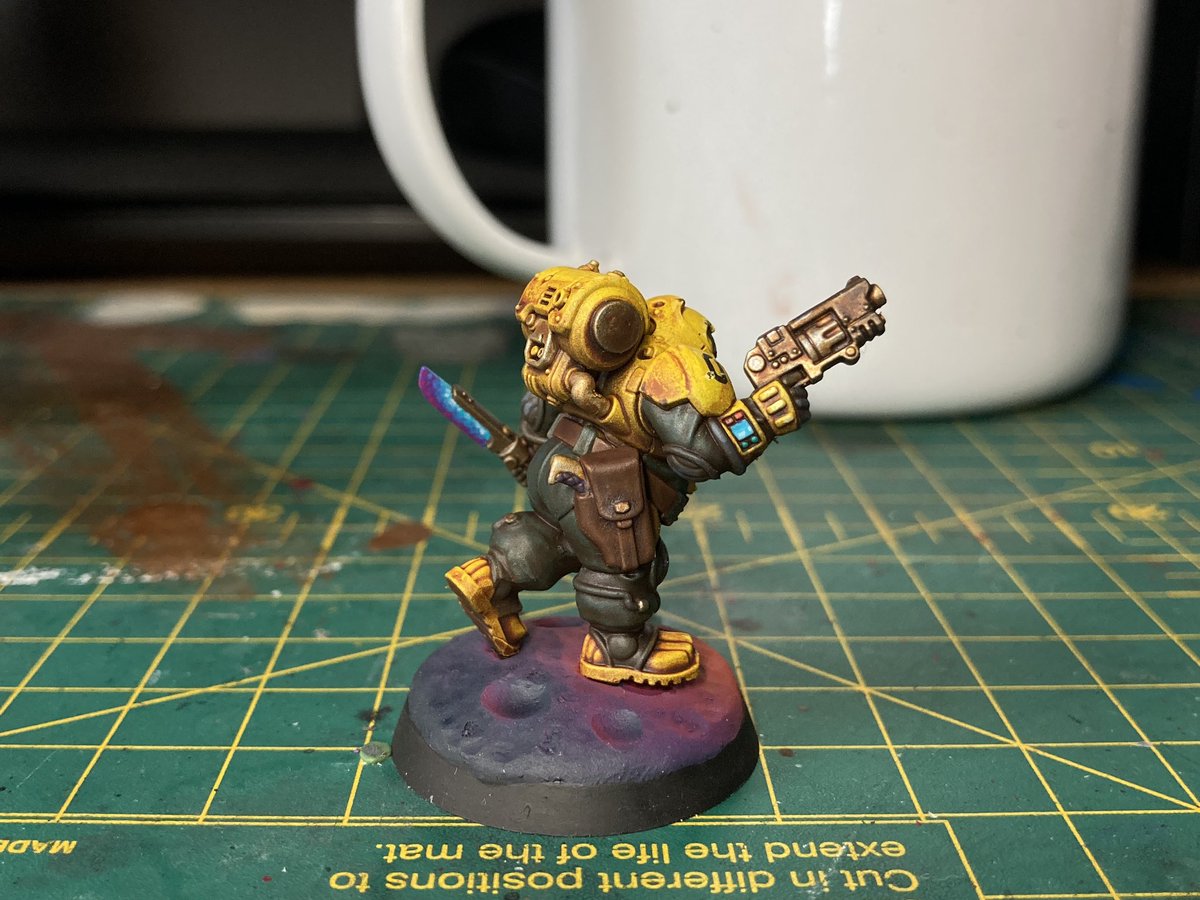 HarkinBaird's tweet photo. First Votann test model is done. Threw all my ideas at him and not all of them will make it to the final draft. Special thanks to @Daemonrich for the yellow armour recipe and Durgin Paint Forge for the base idea. #WarhammerCommunity https://t.co/ilcdChW1cJ