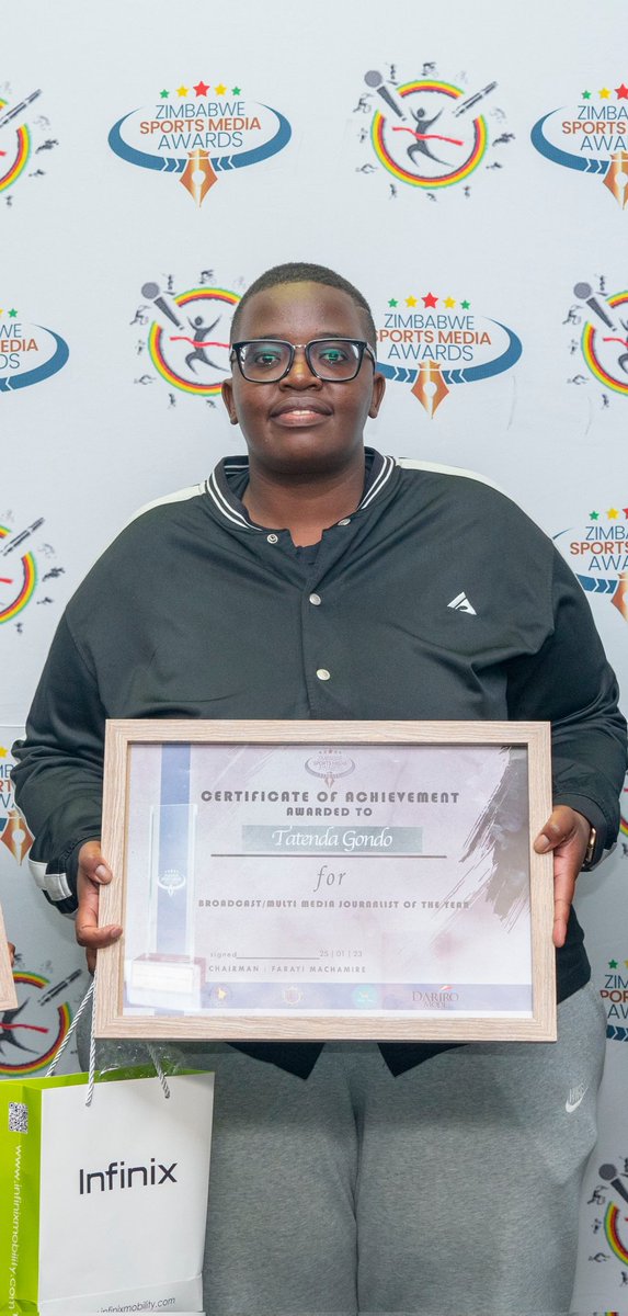 _TatendaGondo's tweet photo. One of the most important scenes of my professional career. I am excited to announce that I was awarded the 2022 Broadcast/Multimedia Journalist of the year at the Zimbabwe Sports Media Awards hosted by @SportsWritersZW #SeekerOfAllThingsSports https://t.co/QLHP5q6lDf