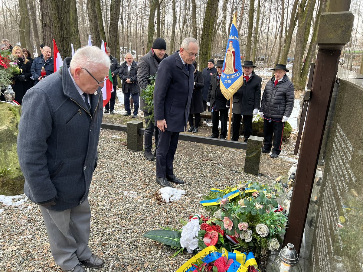 JolantaMilas's tweet photo. 📍#Katowice #Murcki Obchody Dnia Pamięci Ofiar Tragedii Górnośląskiej organizowane przez @GrzegorzFranki  CZEŚĆ ICH PAMIĘCI. https://t.co/eual6QL3d5