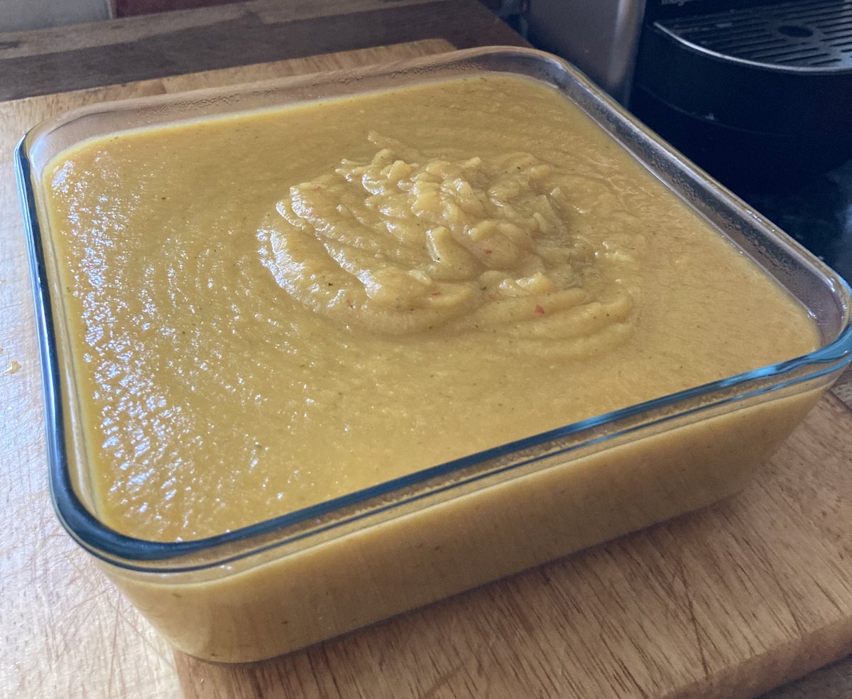 emmacook's tweet image. Nice veggie soup today. Thanks @BumblesGG for the lovely ingredients 👍🥰