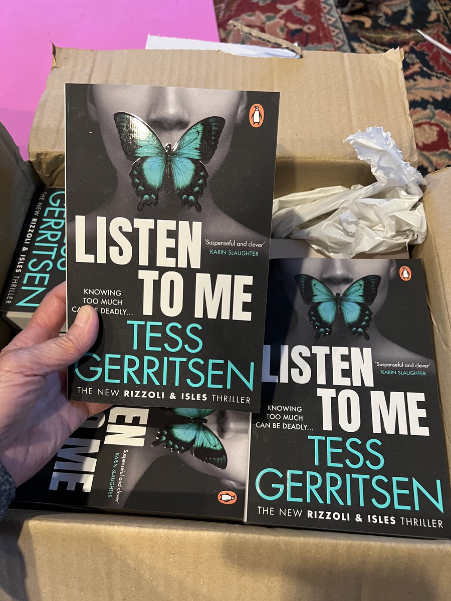 tessgerritsen's tweet photo. And a box of these too! My #ListenToMe UK paperback editions from #Transworld. https://t.co/m3fQFBvu9Y