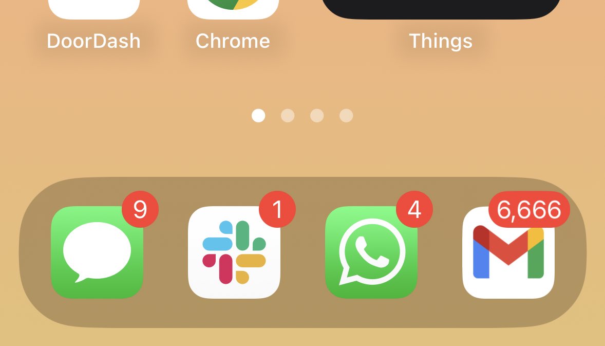 Sara Dietschy 🍑y tweet media