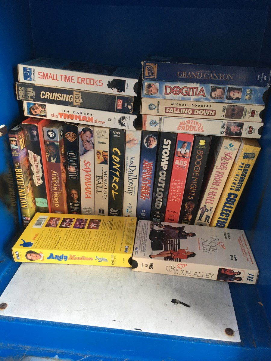 DUblogger's tweet photo. Local movie fans: the Free Blockbuster is again restocked!
#freeblockbuster #arlingtonva
@pike_notes @SRtwofourfour https://t.co/7urPBbJmiL