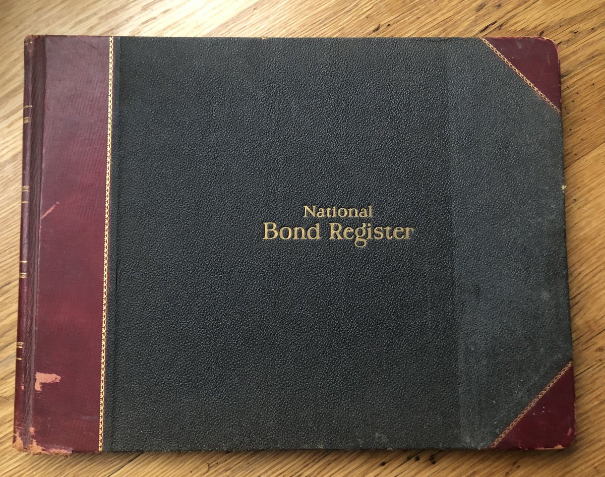 TannyMcG's tweet photo. My love of #notebooks extends to old ledgers, appointment books, registers, etc. Here are a few of my favorites: 1939, 1943, 1960, 1967. So fun to #collect. #ObjectThink #InkAndIdeas https://t.co/nR8Qm94JnZ
