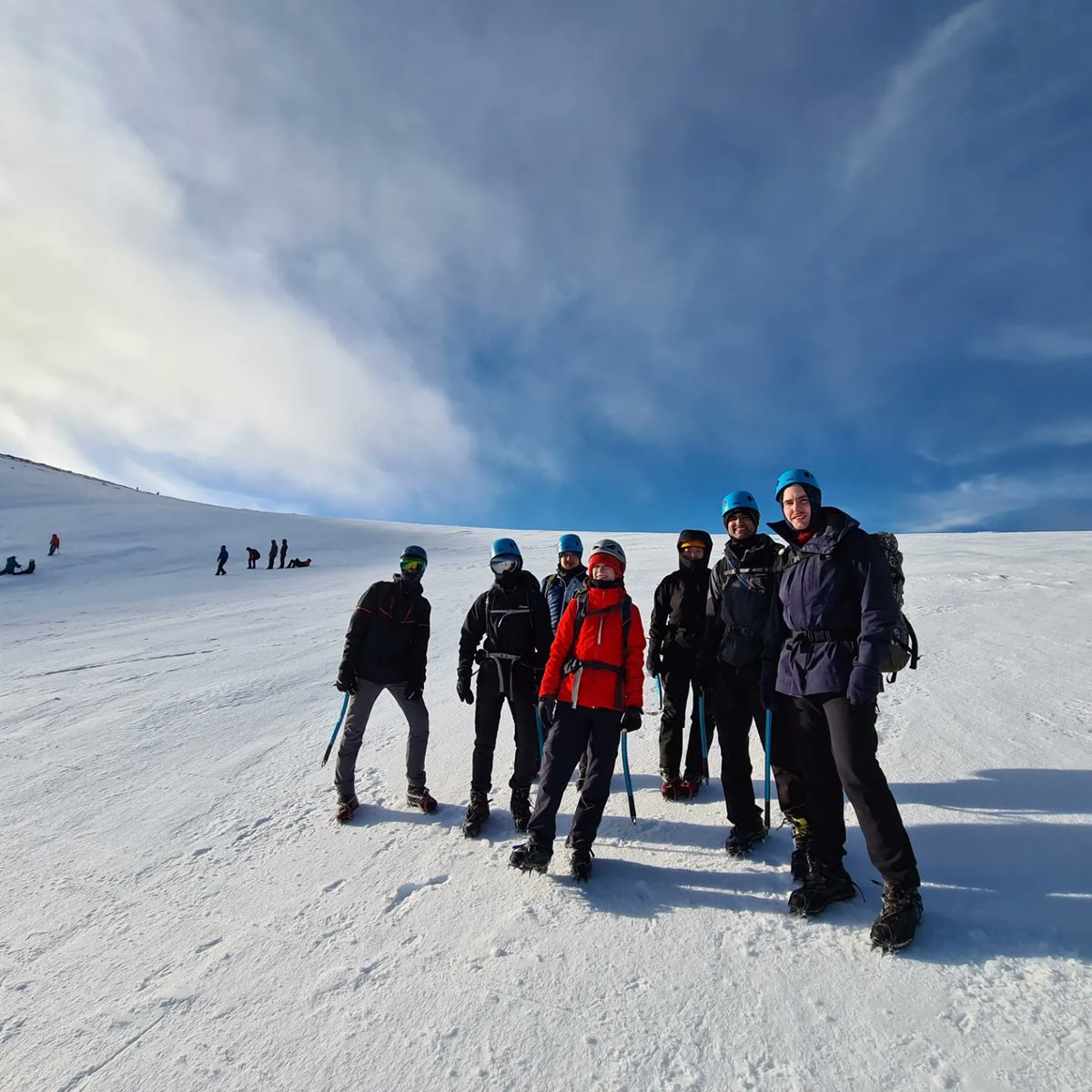 A weekend of two halves, lightwe winds and sunshine for a longer day journeying from the ciste, Cairngorm and Cise Mhearad for steeper terrain.

Thanks to Dhruv and team for a great weekend!

#beautifulscotland #scottishadventures #thinkwinter <a href="/the_AMI/">The AMI</a>