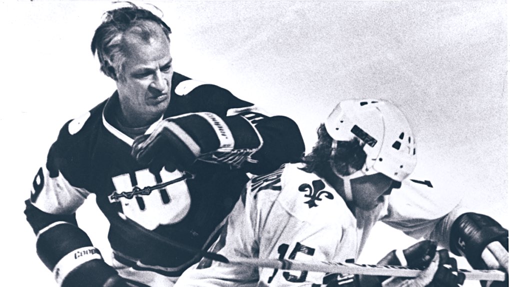 oldhockeycards's tweet photo. Who is the “Mr. Hockey” of your team..? https://t.co/XtvwvbSlnh
