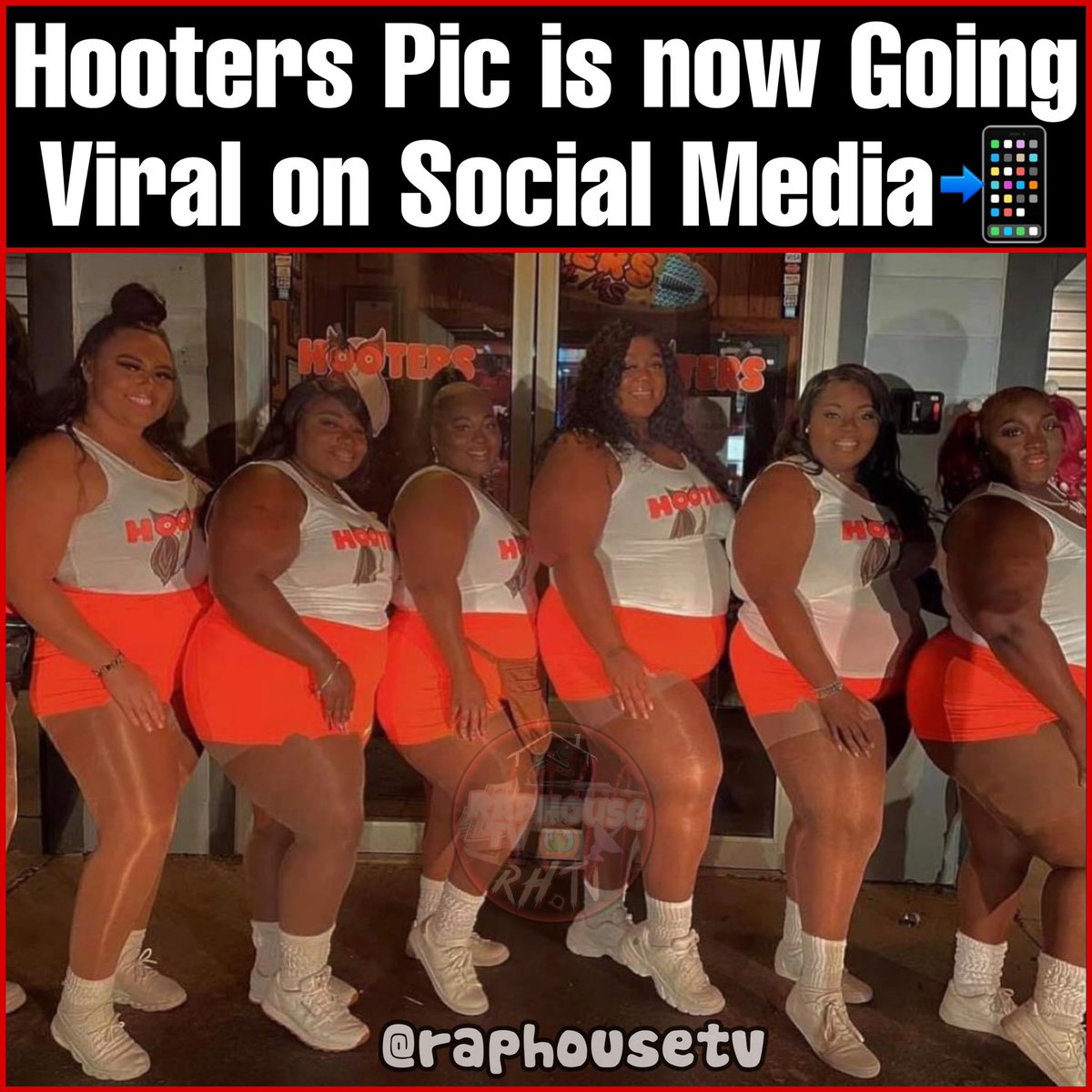 raphousetv2's tweet image. Hooters Pic is now Going Viral on Social Media📲😳