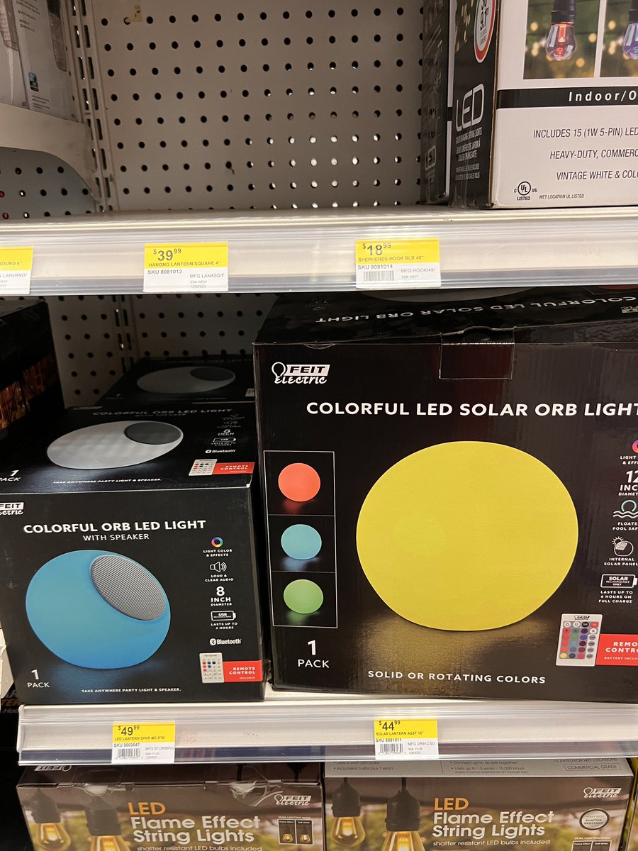 HawaiianOppa's tweet image. I would buy that solar orb and do Loona-themed-photo shoots with it but there’s literally no orbits or kpop fans I know of, personally, in Hawaii. Still makes a good prop though.  #LOONA #orbits