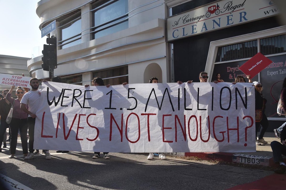 ayfwest's tweet photo. Yesterday, the Armenian community of Southern California marched from the Federal Building to the Azerbaijan consulate to bring awareness to the #ArtsakhBlockade as well as to denounce the US government’s funding of Azerbaijan’s war crimes. https://t.co/Itax2T4sQv