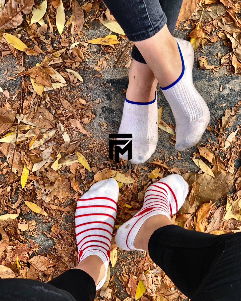 femmodel's tweet image. White socks and nothing more…
#SockPuppet #sundayvibes #anklesocks #gymgirl #modeling #tinder #ANKR