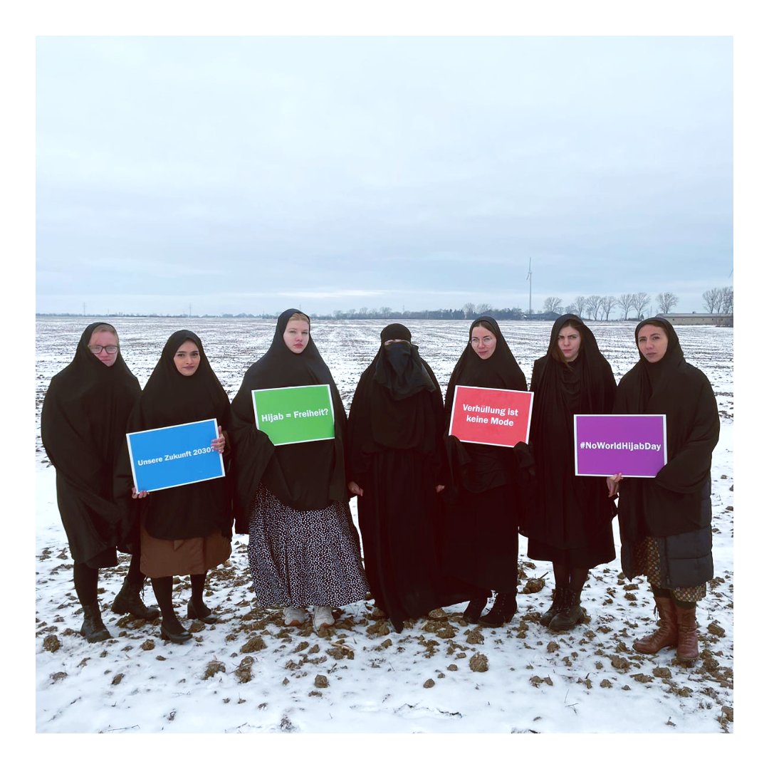 #Noworldhijabday

➡️ Das Kopftuch ist kein Modeaccessoire!
➡️ Der Hijab ist kein Zeichen der Freiheit!
#WorldHijabDay