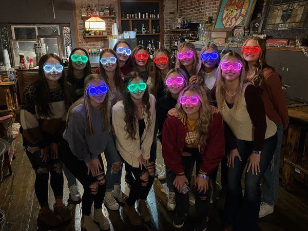 GibSouthernWBB's tweet image. It’s hard to believe we had our sectional dinner tonight! We’re super excited to start the state tourney this week. Thanks to R’z in Fort Branch for hosting us with some awesome food! #gswbb #sectionalweek