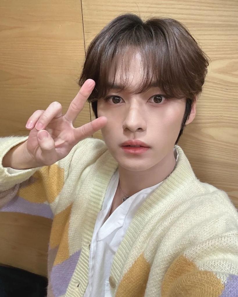 Vnz_StrayKids's tweet photo. 📸RealStrayKids - 230128 | #LeeKnow 🐰 1/2

"LeeKnowCore!!
#LeeKnowEsLindo #WooJuHo #🚀"

@Stray_Kids
#StrayKids #스트레이키즈
#StrayKidsVenezuela
#YouMakeStrayKidsStay https://t.co/scN2sf2teK