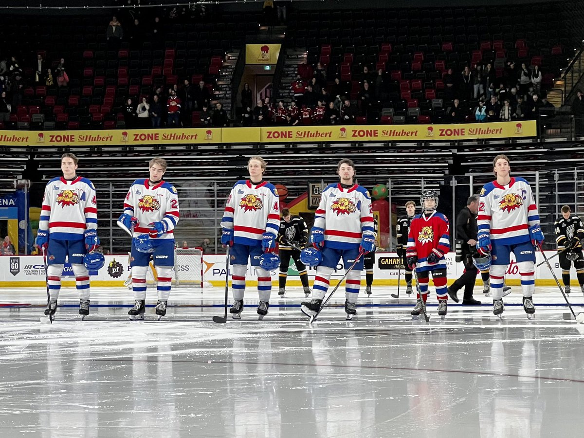 MonctonPlayer's tweet image. 9 year old William took time out from his busy @TimHortons #Timbit weekend to join the @monctonwildcats as their #7thMan on the blue line. Great job today William! #DefendTheDen #GoCatsGo