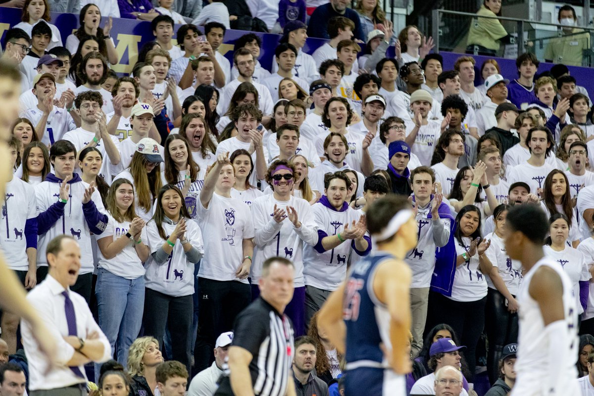 UW_MBB's tweet photo. THANK YOU, Husky Nation for the support!

#TougherTogether https://t.co/6YedR8dZZU