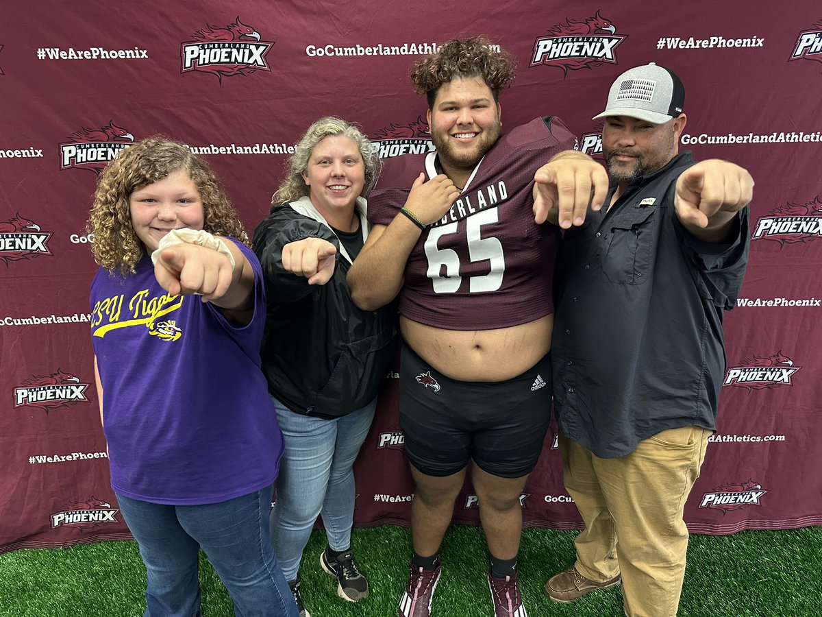 AidenNunn1's tweet photo. Excited to announce that I have decided to continue playing football at the next level! Focused on education while playing ball. Great group of coaches and awesome location. I will be back in maroon next year:)❤️❤️
#RI23UP
#cumberlanduniversity https://t.co/16oXUSbwnd