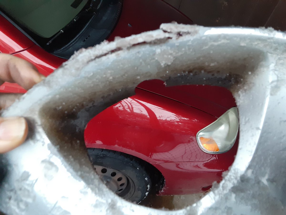 Neilfan12's tweet image. 🚗❄💥😳 On the way home from work today had car #accident.

Light snow, slick roads. I slid 2 or 3 times. Final time I hit the curb on main road near home. Continued home, saw hubcap missing &amp;amp; walked back to get it. Pics below. SLIGHT rim dent (4th pic)?
#CarAccident #SnowIsEvil