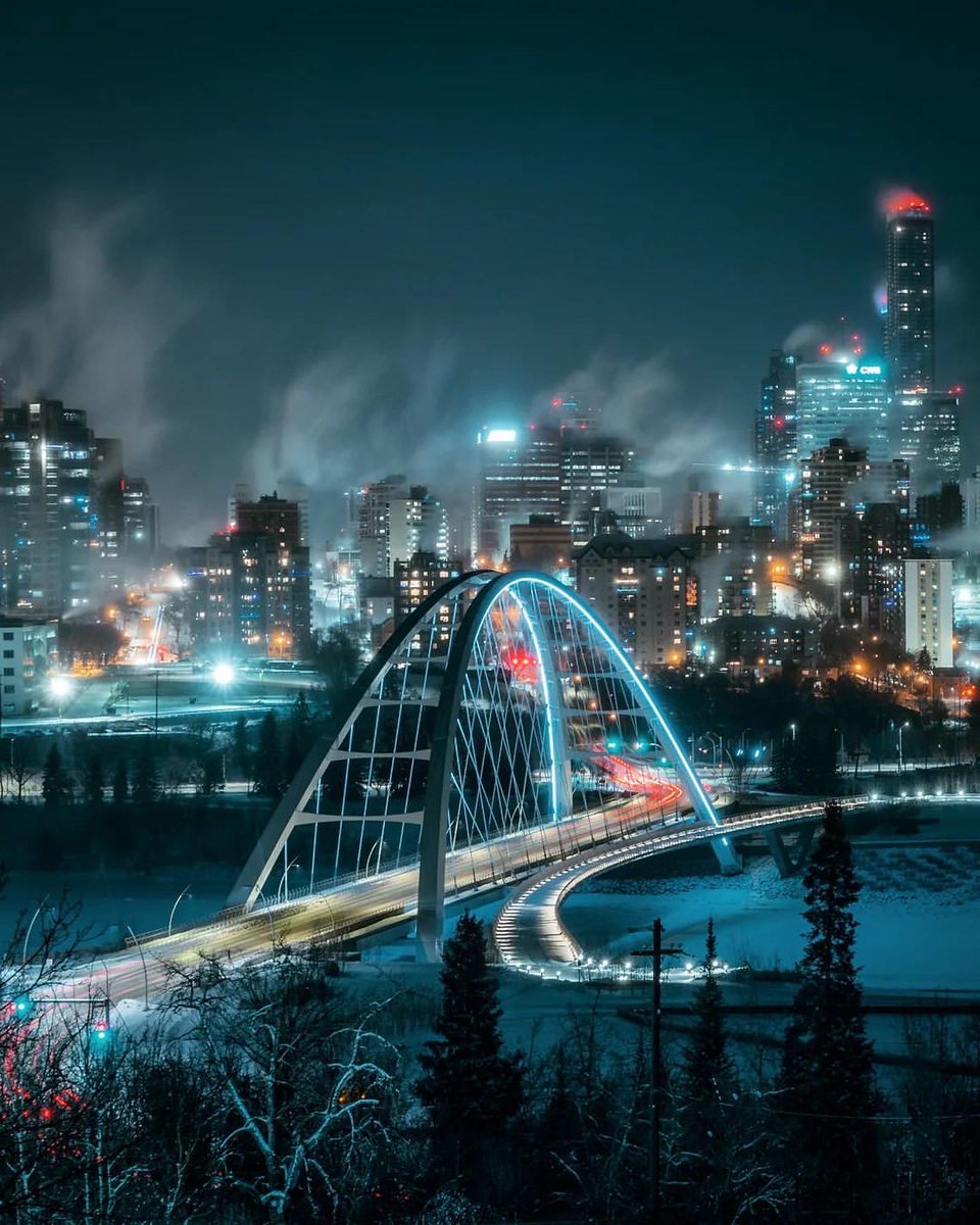 Explore Edmonton tweet media